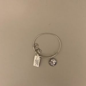 Alex and Ani silver bracelet Friend NWT